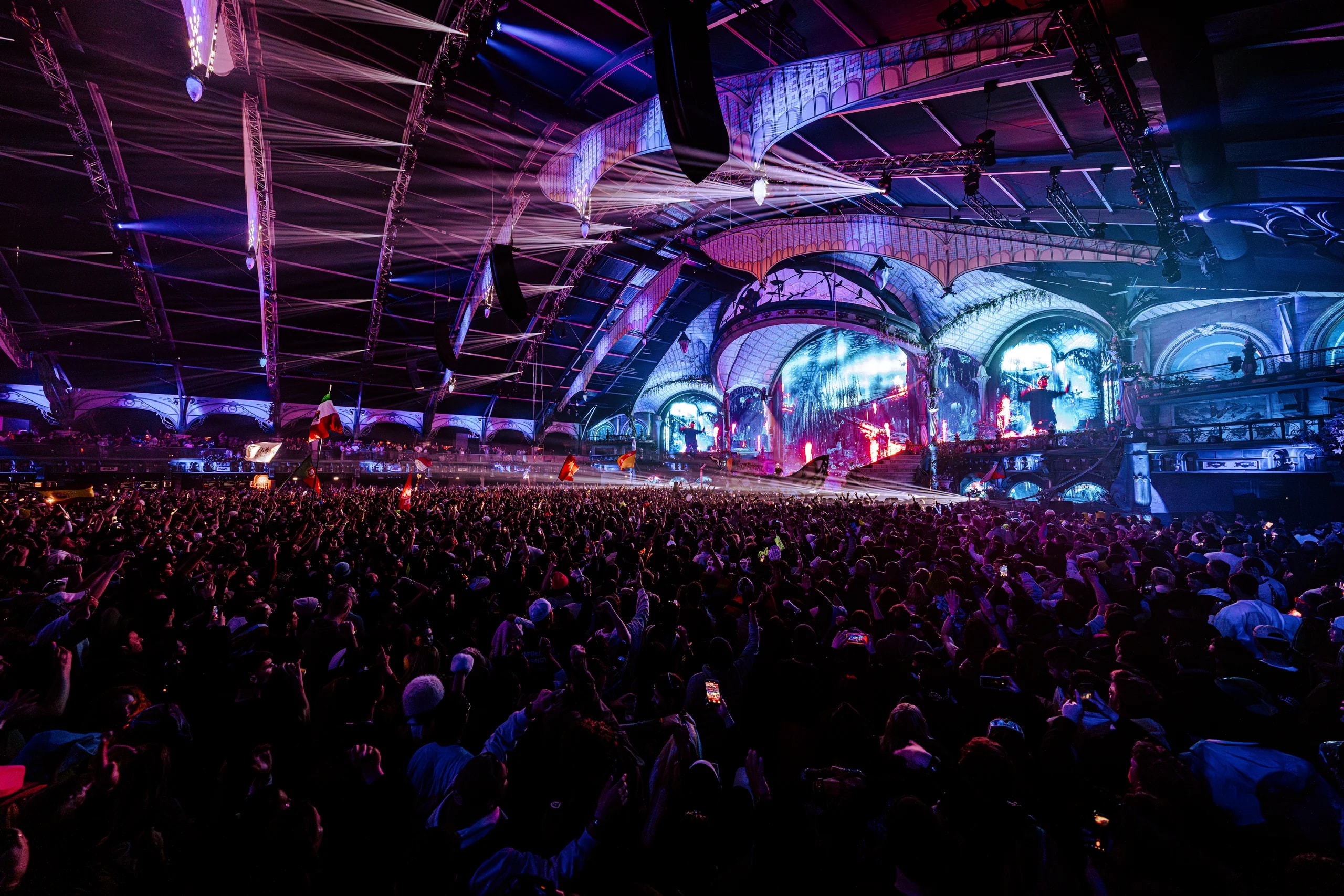 Tomorrowland Winter, Les scènes