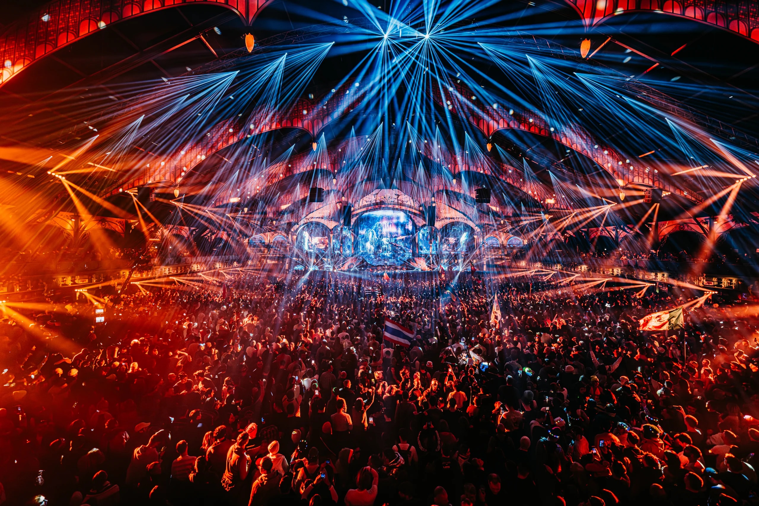Tomorrowland Winter, Les scènes